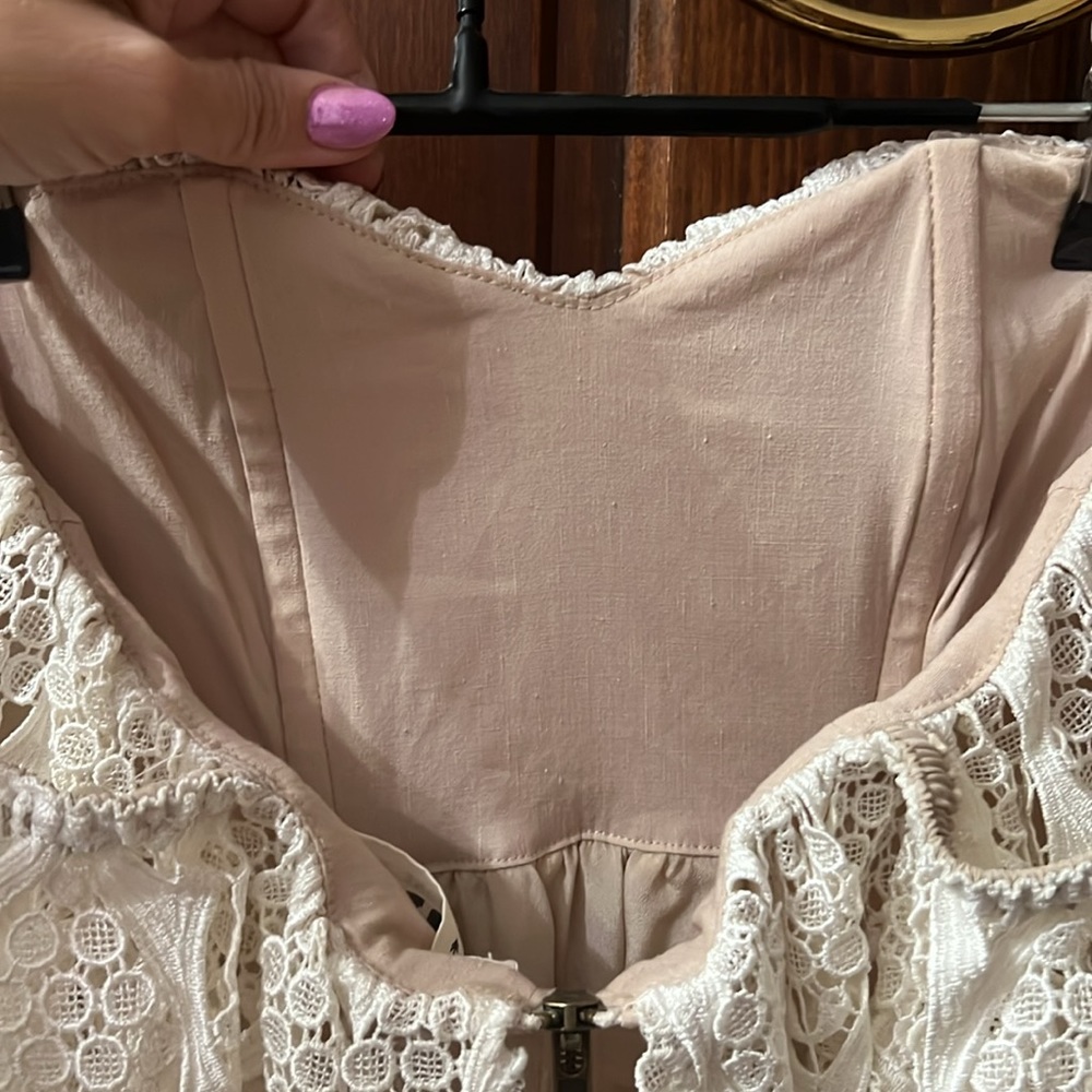 Stone Cold Fox Lace Iowa Dress - Picture 10 of 11